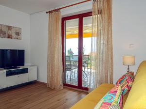 Gallery image of Apartment Anivija - NJI120 by Interhome in Njivice