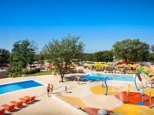 Fotografie z fotogalerie ubytování Holiday Home Camping Lanterna-1 by Interhome v Poreči