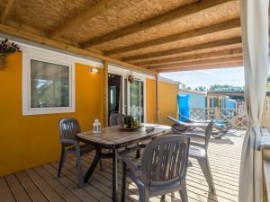 Fotografie z fotogalerie ubytování Holiday Home Camping Lanterna-1 by Interhome v Poreči