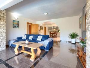 Posedenie v ubytovaní Holiday Home Villa Anamaria by Interhome