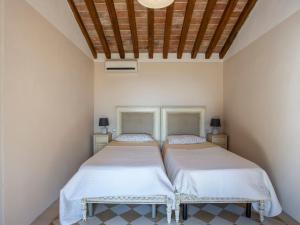 Posteľ alebo postele v izbe v ubytovaní Holiday Home Iacopo by Interhome