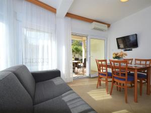 Posezení v ubytování Apartment Sablić-2 by Interhome