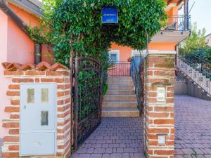 Φωτογραφία από το άλμπουμ του Apartment Fontana-1 by Interhome σε Murine