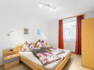 Gallery image of Apartment Heidi-2 by Interhome in Thumersbach