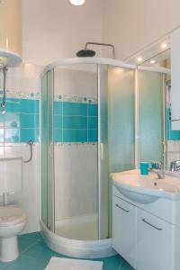 Koupelna v ubytování Apartment Elena by Interhome