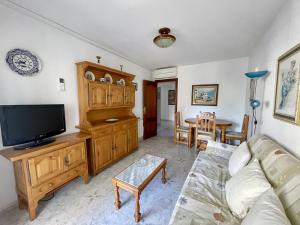 Telewizja i/lub zestaw kina domowego w obiekcie Lepanto Pool and Fun