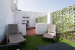 A seating area at El Ático de Coronada