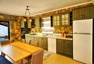 Φωτογραφία από το άλμπουμ του 2 Bedroom Private Villa located in Oludeniz σε Faralya