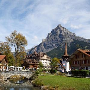 Galeriebild der Unterkunft Toni's Alpine Loft in Kandersteg