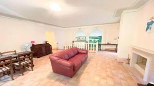 Fotografia z galérie ubytovania Spoleto storico spacious city house - car unnecessary - wifi - sleeps 10 v destinácii Spoleto