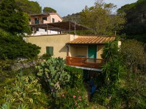 Photo de la galerie de l'établissement Appartamento Il Prado - Goelba, à Portoferraio 16 autres photos