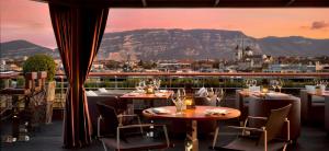 Four Seasons Hotel des Bergues Geneva, Geneva – Updated 2023 Prices