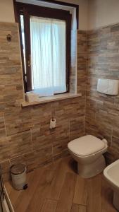 A bathroom at Casa Vacanza Giorgia 2.0