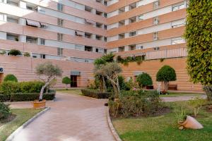 Vonkajšia záhrada v ubytovaní PRECIOSO APARTAMENTO EN MARIA ZAMBRANO