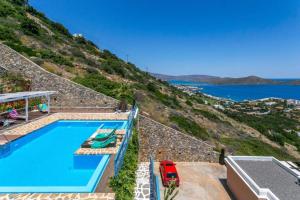 Fotografia z galérie ubytovania Elounda Senses Luxury villa with private pool v destinácii Elliniká + 28 fotografií
