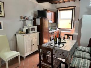 Kuchyň nebo kuchyňský kout v ubytování Enjoy Tuscany - Flat in the center of cortona