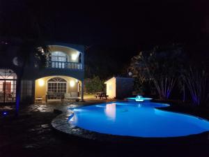 Bazén v ubytování Private Secluded 3 bedroom villa nebo v jeho okolí