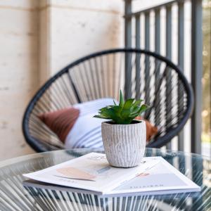 Imagen de la galería de HiGuests - Elegant Apt With Terrace Minutes from Burj Khalifa, en Dubái