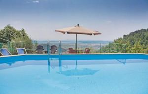 Bazén v ubytování Villa Las Palmas by Nicola Real Estate nebo v jeho okolí