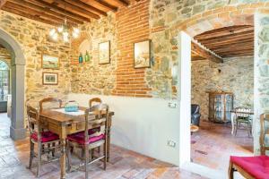 Kép Villa Pera by Nicola Real Estate szállásáról Corsanico-Bargecchiában a galériában