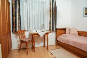 Posedenie v ubytovaní Pension Welserhof
