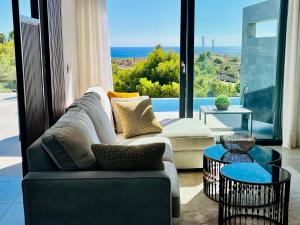 Posedenie v ubytovaní Sea Hills semidetached Luxury Villa