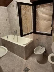 Kúpeľňa v ubytovaní Rooms Juran + 37 fotografií