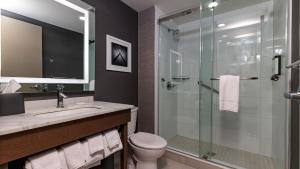 Koupelna v ubytování Hyatt Place Toronto-Brampton