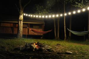 Zahrada ubytování Jvarisa Glamping + 23 fotografií