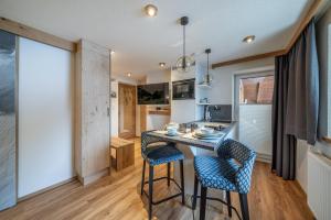 Kuchyň nebo kuchyňský kout v ubytování Garni Ötztal ROOMS & APARTS