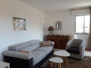 Posedenie v ubytovaní Appartement spacieux et calme classé 4 etoiles, à 300m de la mer