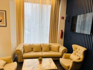Ruang duduk di Genesis Kosher Hotel Tbilisi