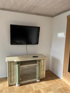 TV a/nebo společenská místnost v ubytování Bergblick Stadtmitte