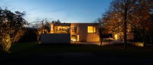 Hoone, kus villa asub