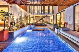 Bazén v ubytování Villa Pax - Kalkan Villa nebo v jeho okolí