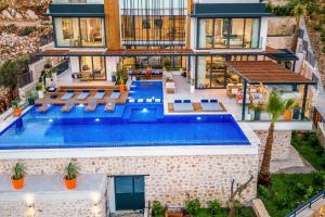 Bazén v ubytování Villa Pax - Kalkan Villa nebo v jeho okolí