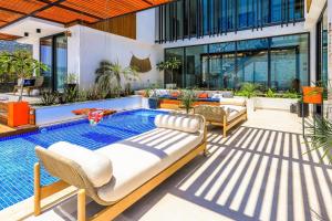 Bazén v ubytování Villa Pax - Kalkan Villa nebo v jeho okolí