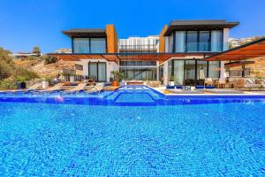 Bazén v ubytování Villa Pax - Kalkan Villa nebo v jeho okolí