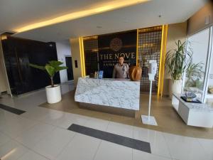 Ο χώρος του λόμπι ή της ρεσεψιόν στο The Nove Apartment Kaina Tower +17 φωτογραφίες