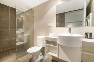 O baie la Pandanas Apt 4 (13th floor with great views)