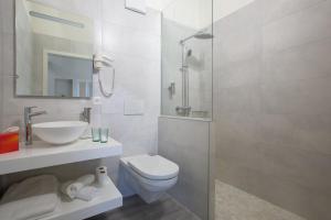 Un baño de Auberge des Grands Bois