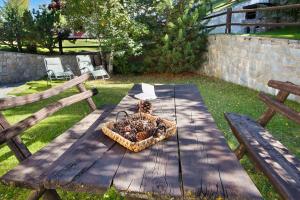 Vonkajšia záhrada v ubytovaní Chalet Sonne Apt Grande