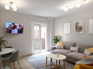 Posedenie v ubytovaní NEW! Luxury CITY CENTER & 2 BALCONIES