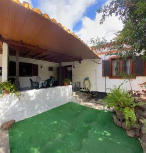 The swimming pool at or close to Casa Colonia