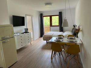 Kuchyň nebo kuchyňský kout v ubytování APARTMÁNY ŠÁRKA