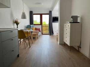 Kuchyň nebo kuchyňský kout v ubytování APARTMÁNY ŠÁRKA