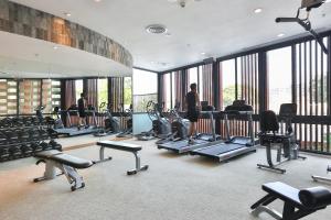 Fitnesa centrs un/vai fitnesa iespējas naktsmītnē Eastin Tan Hotel Chiang Mai