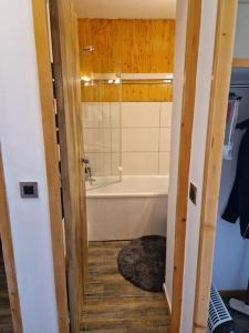 Phòng tắm tại Belle-Plagne / Cœur de station / Ski aux pieds