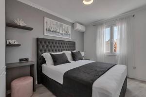 Fotografia z galérie ubytovania Apartments by the sea Makarska - 20196 v destinácii Makarska + 10 fotografií