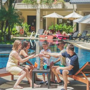 Gäste, die in der Unterkunft Radisson Resort and Suites Phuket übernachten